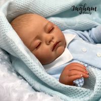 Gemas Atau Seram, Keluarga YouTuber Jual Boneka Replika Bayi Mereka