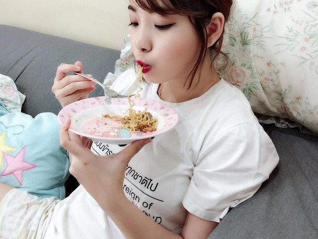 YouTuber Kimi Hime Suka Masak dan Chia Seed yang Tak Selalu Bikin Sehat