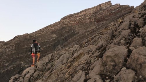 gunung tertinggi di Bali