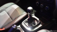 Namun, Senior Brand Manager Wuling Motors, Dian Asmahani menyatakan kenaikan harga juga dikarenakan faktor lainnya.
