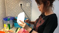 Lagi-lagi momen masak, kali ini Kimi bikin perkedel. Kimi berujar, Tapi masaknya kebanyakan nih gimana habisinnya... Ada yang mau? 😆 Foto: Instagram kimi.hime