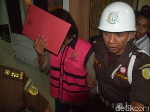 Kejari Surabaya Tahan Debitur Kredit Fiktif Rp 1,8 M Bank BRI