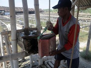 Unik! di Grobogan Ada Sumur Penghasil Garam, Ada Sejak Zaman Belanda