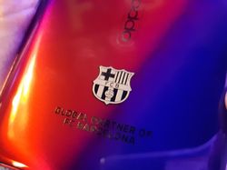 Penampakan Oppo Reno 10x Zoom Edisi Barcelona