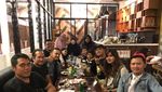 Sebelum Tertangkap Karena Kasus Ganja, Sutradara Robby Ertanto Eksis Kulineran Bareng Seleb