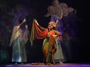 Teknologi Berbalut Kemegahan Artistik di Pentas Teater Koma Mahabarata 2
