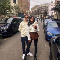 Sejak saat itu, baik Oriana dan Paulo kerap berbagi momen mesra bersama di media sosial Instagramnya. Mereka pun kerap berlibur bersama di negara asalnya Argentina, Italia, dan Yunani. Foto: dok. Instagram @orianasabatini