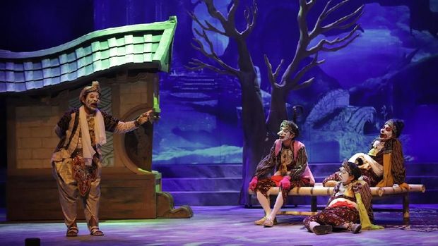 Pentas 'Goro-goro: Mahabarata 2' Bertutur tentang Kisah Padi 