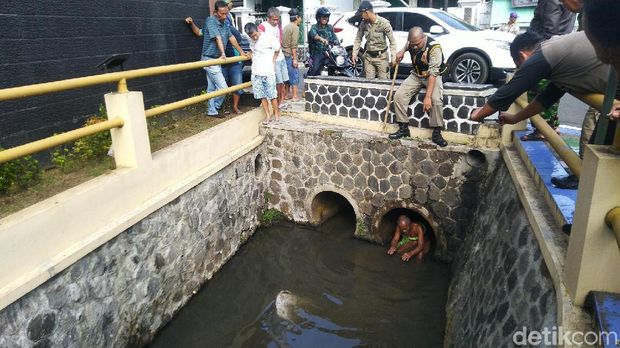 Drama Pengejaran Pria Kolor Ijo yang Ngamuk dan Meresahkan di Ciamis