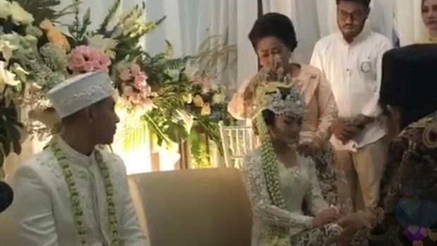 Sah! Siti Badriah dan Krisjiana Resmi Menikah