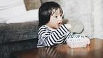 Gaya Kompak Para Seleb dan Anak Saat Masak Bareng