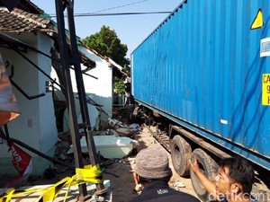 Nasib Irza, Korban Trailer Tabrak Puskesmas di Hari Ujian Skripsi
