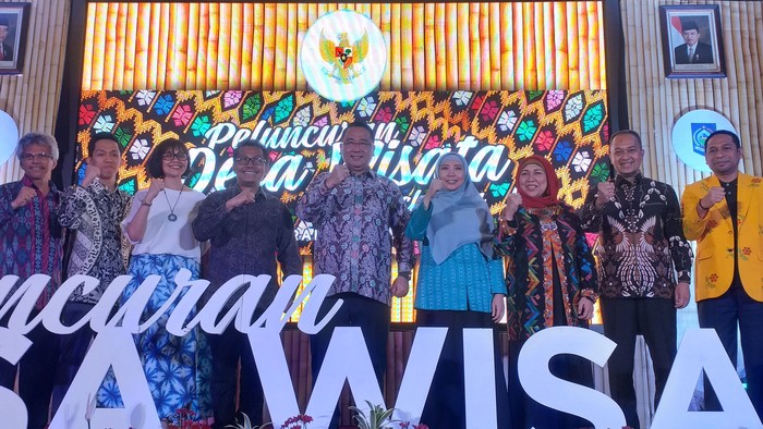 Luncurkan Desa Wisata di Lombok, Mendes Minta Pemprov Larang Plastik