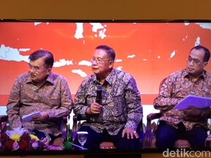 Darmin Pamer Tingkat Kemiskinan RI yang Turun