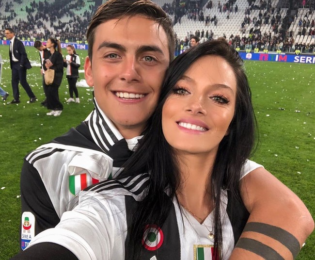 Oriana Sabatini kekasih Paulo Dybala merupakan model dan namanya sudah cukup terkenal di Argentina karena ibunya, Catherine Fulop merupakan aktris dan pembawa acara TV serta finalis kontes kecantikan. Sementara itu, ayahnya, Osvaldo Sabatini, adalah aktor dan produser Argentina. Foto: dok. Instagram @orianasabatini