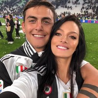 Oriana Sabatini kekasih Paulo Dybala merupakan model dan namanya sudah cukup terkenal di Argentina karena ibunya, Catherine Fulop merupakan aktris dan pembawa acara TV serta finalis kontes kecantikan. Sementara itu, ayahnya, Osvaldo Sabatini, adalah aktor dan produser Argentina. Foto: dok. Instagram @orianasabatini