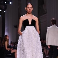 Fashion show Givenchy Couture Fall 2019. Paris Fashion Week 2019. Prancis. Foto: Pascal Le Segretain/Getty Images