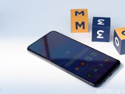 Unboxing Samsung Galaxy M30, Ponsel Baterai Jumbo Rp 3 Jutaan