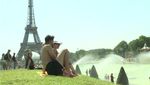 Intip Dulu Potret Menara Eiffel Sebelum Dicat Keemasan