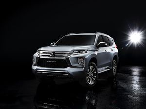 Pajero Sport Tampang Baru Belum Akan Masuk Indonesia