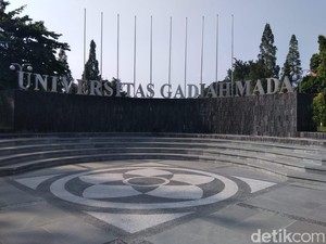 KBM Bauran Dimulai, UGM Bolehkan Kuliah Tatap Muka 100 Persen