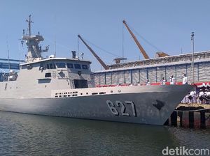 PT PAL Serahkan Kapal Perang ke Kemenhan
