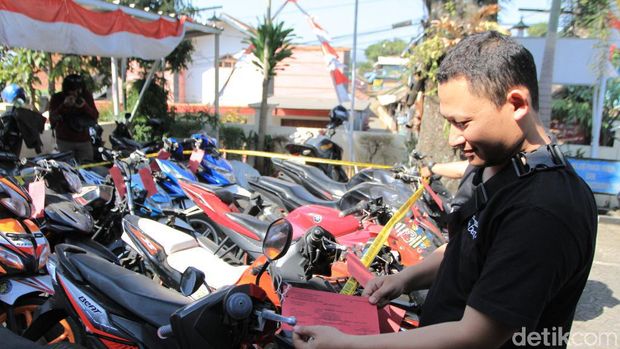 Modal Kunci Magnet, 3 Remaja Gondol Belasan Motor di Bandung