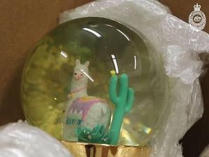 Suvenir Snow Globe Berisi Sabu Cair Rp 9,5 M Disita di Australia