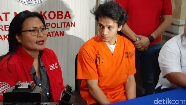 Curhat Susah Tidur, Jefri Nichol Tertarik Cerita Robby Ertanto Pakai Ganja