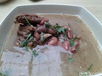 Se'i Sapi Lamalera : Aromatik! Daging Asap dengan Sambal Lu'at Khas Kupang 
