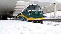 Guangzhou-Lassa, China Railways. Rute ini terletak di Guangzhou ke Lassa sepanjang 4.980 km. Kereta harian ini dapat menempuh rute dalam waktu 54 menit dan 30 menit di 10 perhentian. Istimewa/Dok.www.topten10list.com.