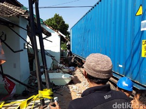 Ini Identitas Korban Kecelakaan Trailer Nabrak Puskesmas di Boyolali