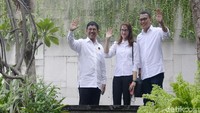 Polisi PSI Tsamara Amany juga hadir.