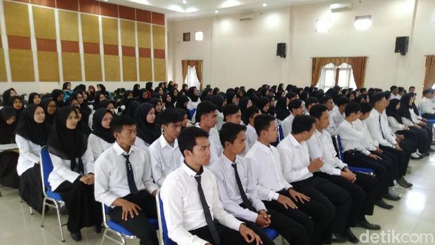 TNI Dilibatkan Tatar Kedisiplinan Calon Bidan dan Perawat di Ciamis