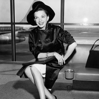 Film Judy akan dirilis pada 27 September 2019. Berkat peran tersebut, Renee diprediksi bakal dijagokan lagi sebagai nomine aktris terbaik untuk Academy Awards 2020.  (Foto: Getty Images