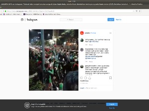 Diduga Tabrak Lari, Taksi Diamuk Massa Ojek Online di Gajah Mada Semalam
