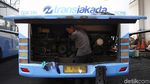 Yuk, Lihat Perawatan Bus Andalan Warga Jakarta