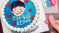 Pada 11 Agustus tahun lalu, Yeon Jin Goo membagikan sebuah kue ulang tahun bertuliskan, HBD YEOJINGOO. Saat itu ia menginjak usia 20 tahun. Foto: Instagram yeojin9oo