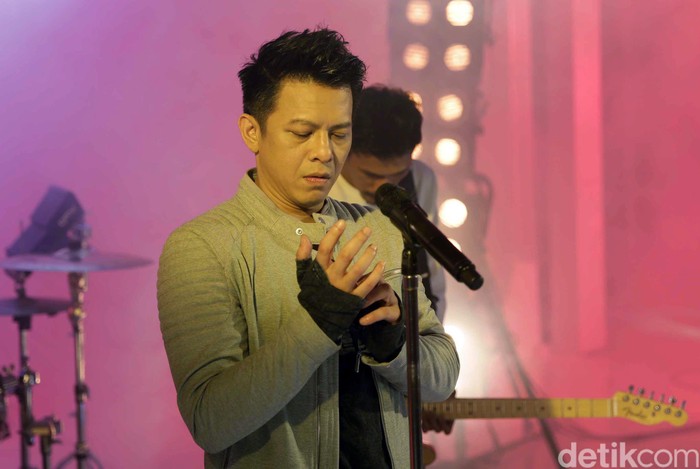 NOAH NOAH syuting video klip 'Wanitaku' di kawasan Pancoran.