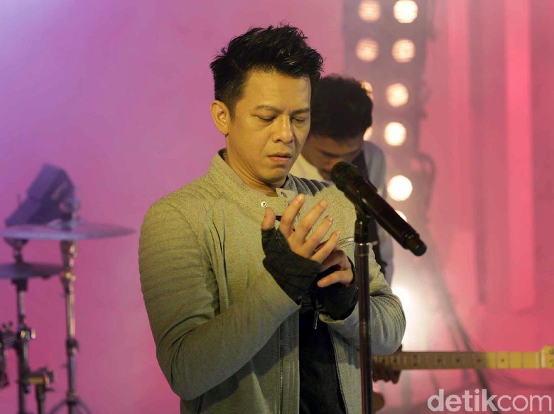 Ariel NOAH. Foto: Ismail/detikFoto Ariel NOAH. Foto: Ismail/detikFoto