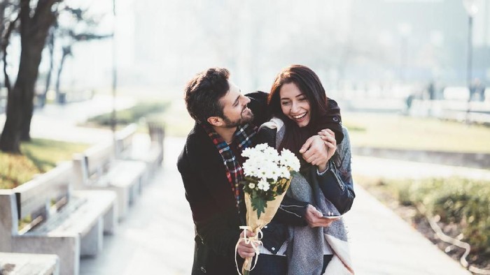 Couple dating on Valentines day