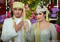 Tania Nadira dan Abdullah Alwi menikah.