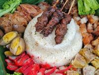 Jika Ada di Kawasan Sarinah Bisa Makan Ayam Woku hingga Nasi Bakar di Sini
