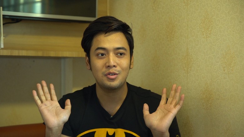 Mitos Buang Sial Celana Dalam Kriss Hatta yang Tak Jadi Kenyataan Mitos Buang Sial Celana Dalam Kriss Hatta yang Tak Jadi Kenyataan