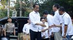 Senyum Jokowi dan Elite Koalisi di Rapat Pembubaran TKN