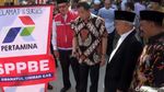 Berkacamata Hitam, Jonan Cek Stasiun Elpiji Milik Pesantren