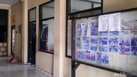 Ini ruang Sentra Pelayanan Kepolisian Terpadu (SPKT). Ruangan tersebut diketahui sebagai lokasi penembakan oleh Brigadir Rangga Tianto terhadap Bripka Rahmat Effendy.