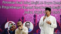 Sandiaga menegaskan Bank Infaq tidak bekerja seperti bank-bank pada umumnya. Ini adalah lembaga pengelolaan dana-dana infaq, tapi dikelola secara profesional sehingga akhirnya bisa membantu majelis dan jemaah di Masjid At-Taqwa