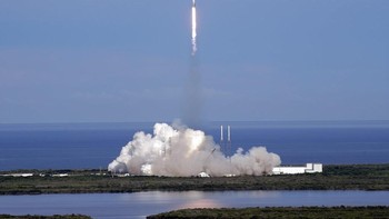 Ini adaah penerbanganang ke 18 oleh SpaceX untuk membawa kargo semenjak dikontrak oleh NASA. Foto: Associated Press