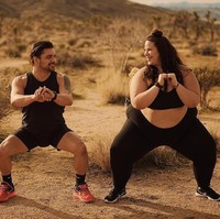 Kalau kamu terinspirasi karena diriku itu bagus, aku senang, tapi kuharap itu karena aku wanita yang belajar bagaimana mencintai diri sendiri seperti apa pun ukuran tubuhku, lanjutnya. Foto: Instagram/@whitneywaythore